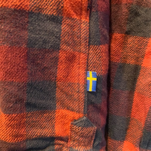 Fjall Raven flannel - Picture 3 of 11